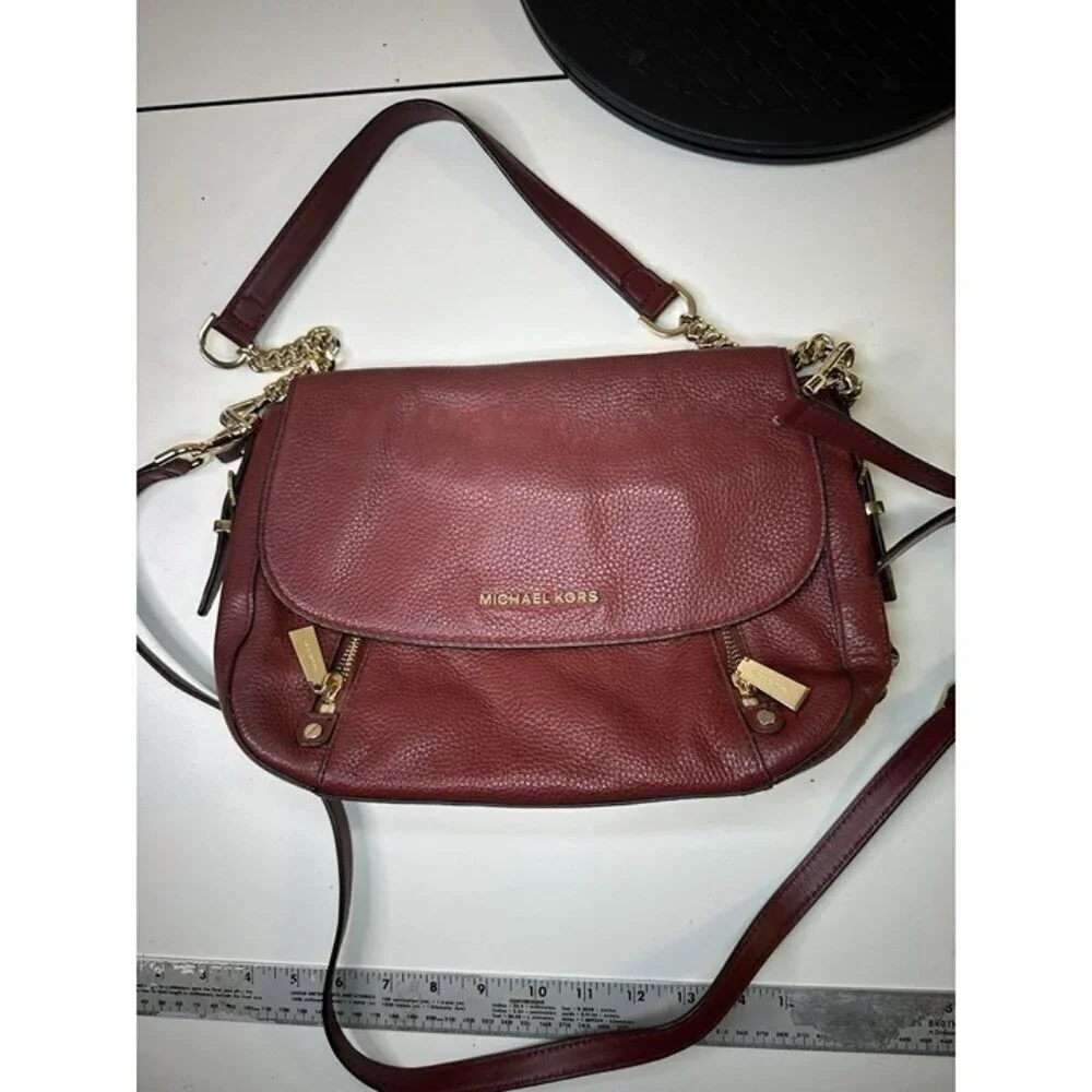 Michael Kors handbag Black Leather/Gold Detail